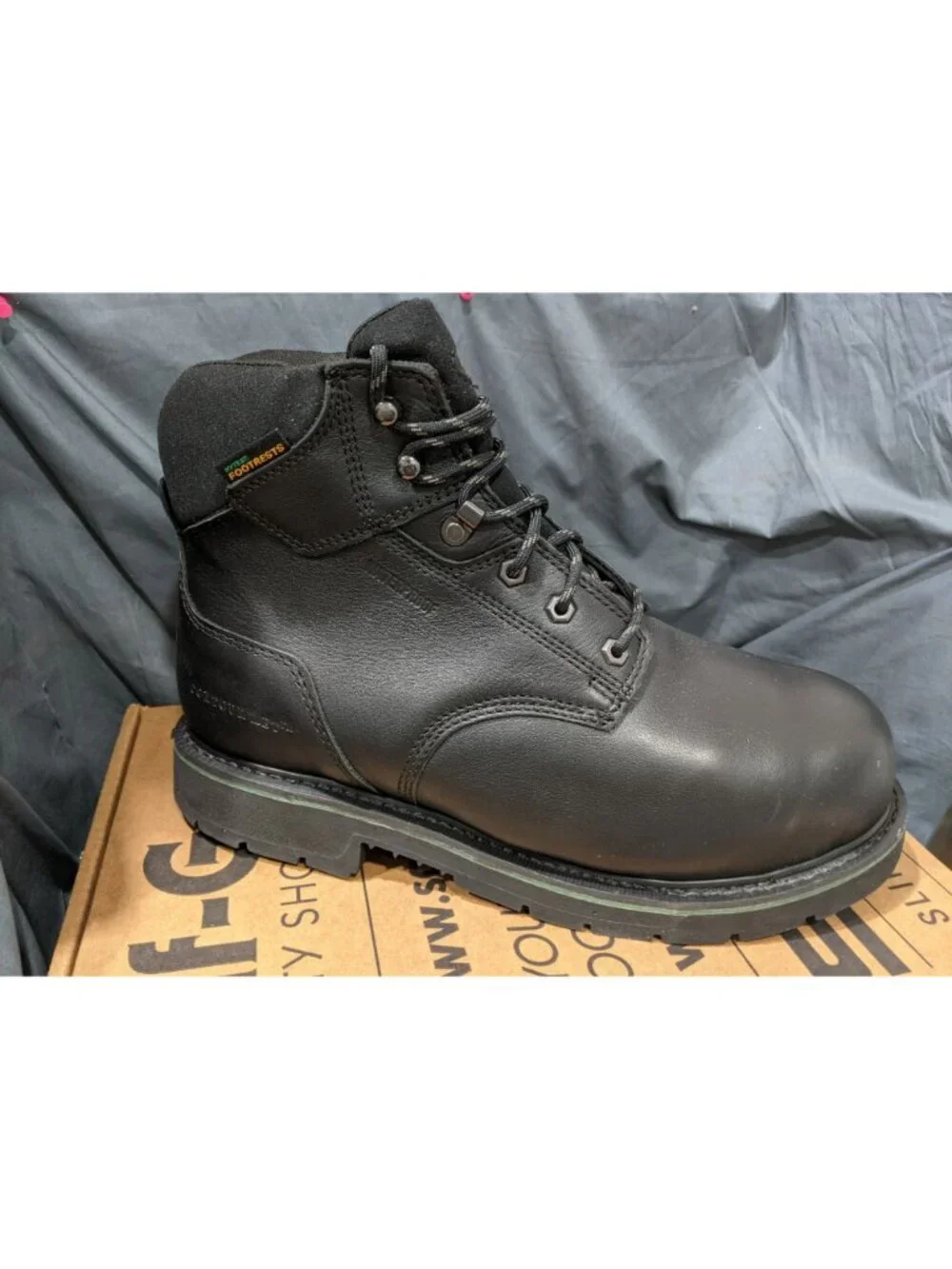 HYTEST Black Steel Toe, Size 11 Waterproof Unisex 6 Inch Boot NEW WITH BOX!